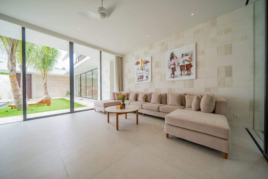 Living Room Villa Shanaya Parerenan – Garden & Natural Light View.