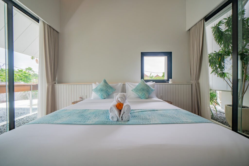 villa-shanaya-pererenan-bedroom-bed-front